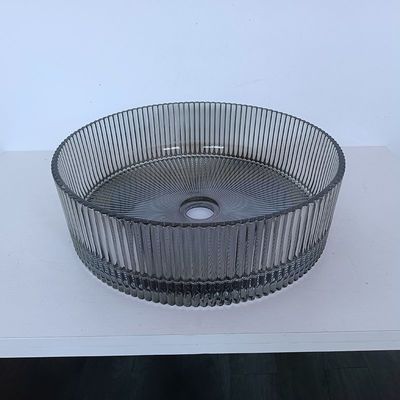 حوض غسيل زجاجي باللون الرمادي ، خطوط عمودية أسطوانية ، مغاسل حوض الحمام